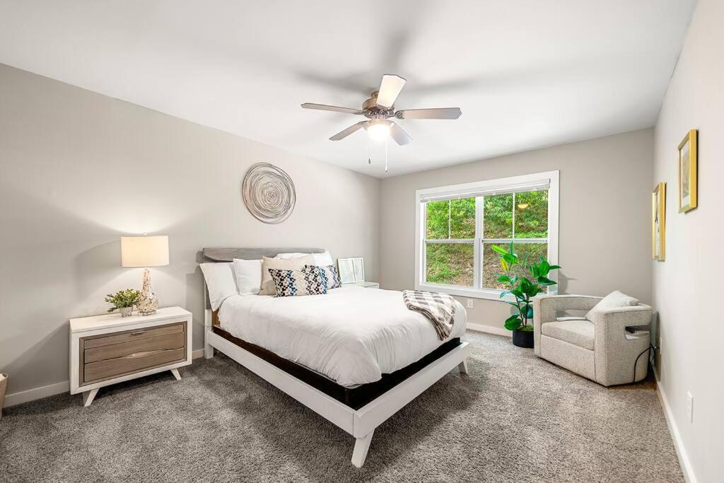 High-End On A Budget At Truist Park Atlanta Esterno foto