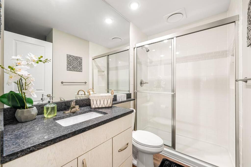 High-End On A Budget At Truist Park Atlanta Esterno foto